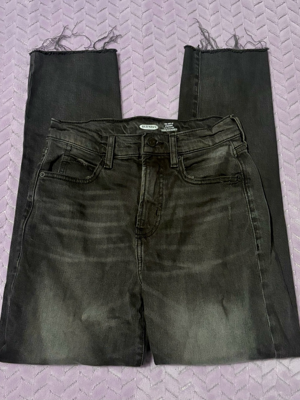 Old Navy Women’s The Sky High Straight Extra High Rise Grey Denim Jeans
